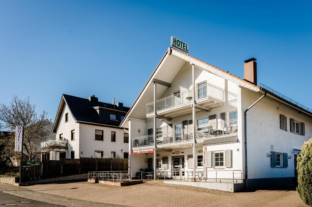 Hotel Am See Kreuzau エクステリア 写真