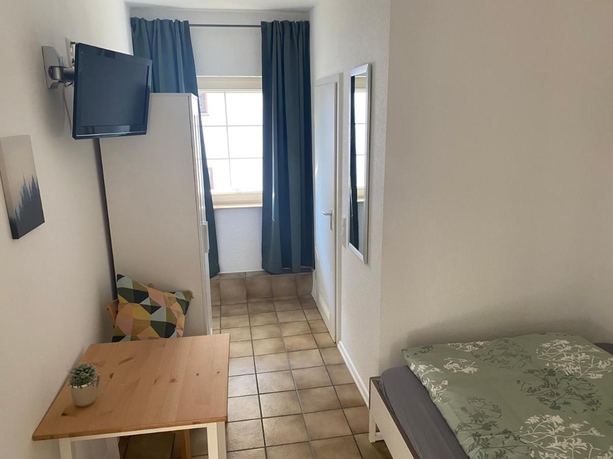 Hotel Am See Kreuzau エクステリア 写真