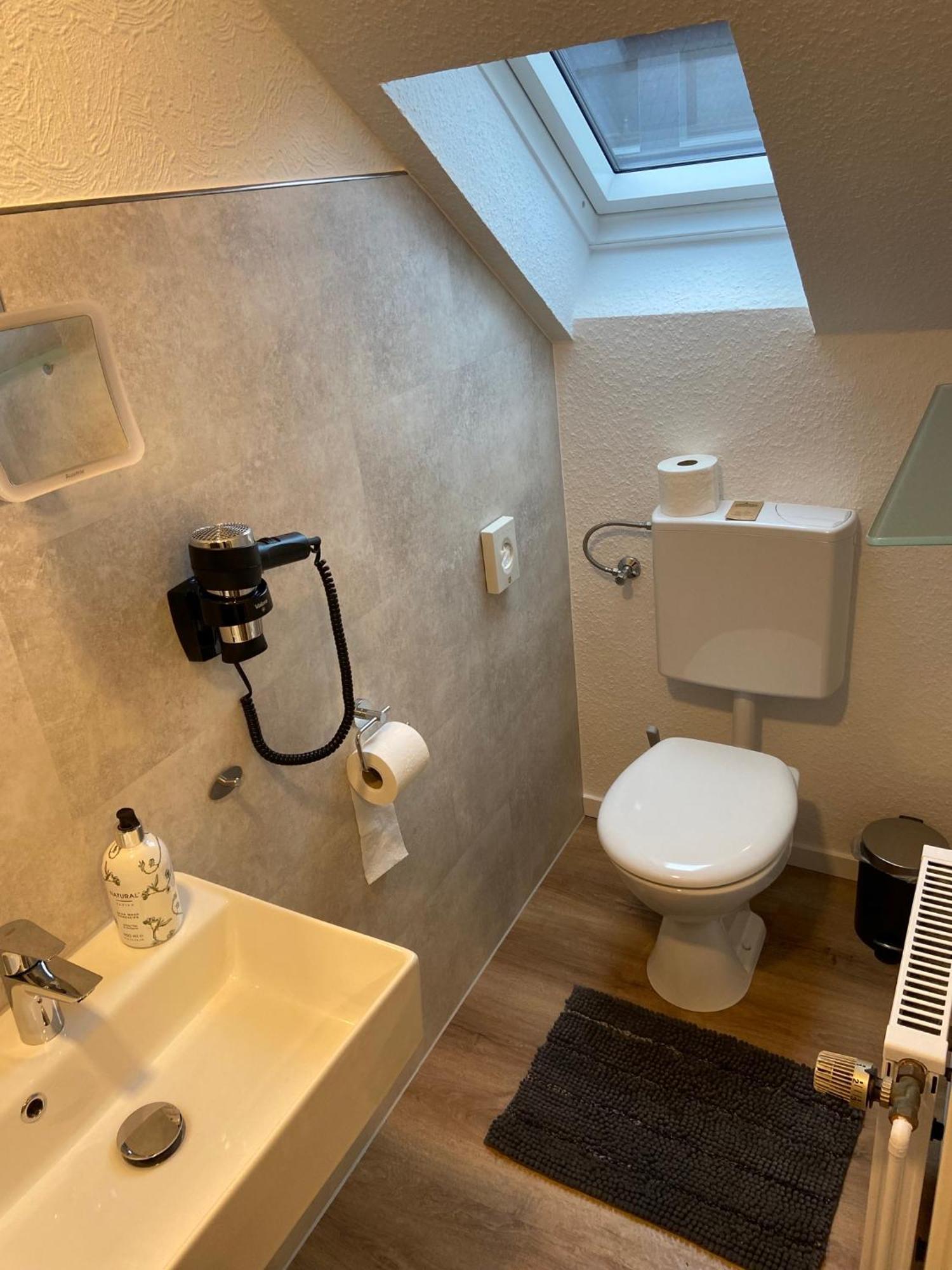 Hotel Am See Kreuzau エクステリア 写真